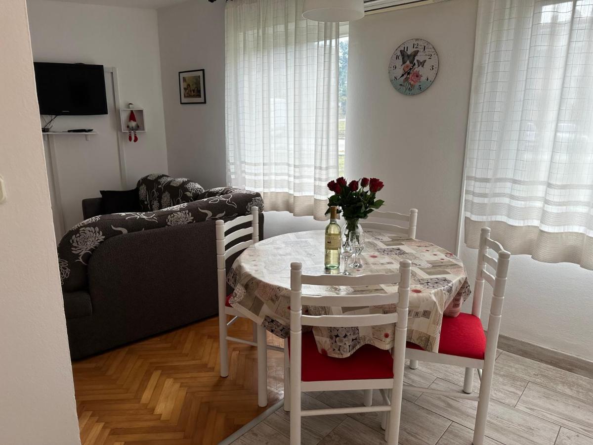 Apartment Mia Porec Exterior photo